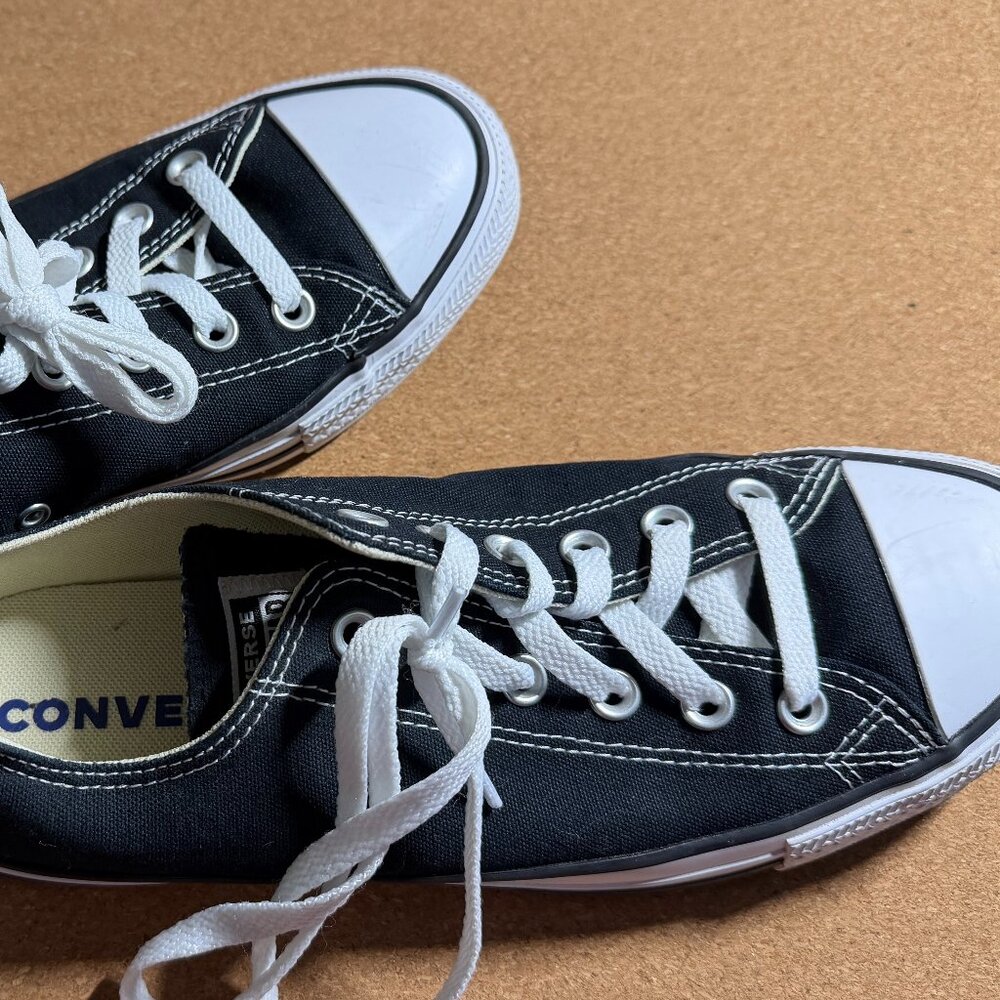Black Converse AllStars W10